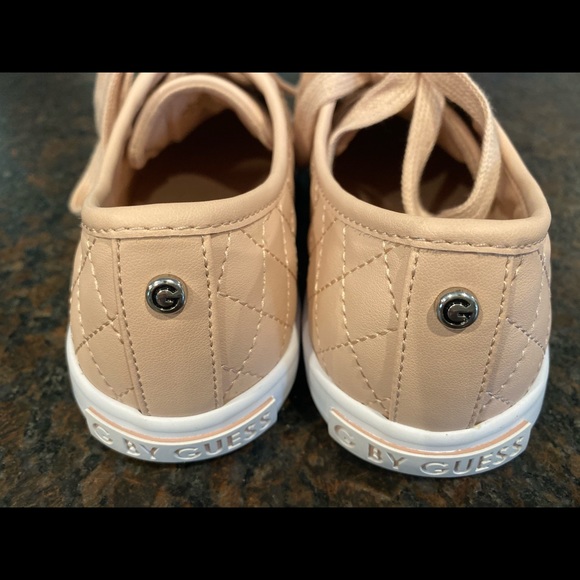 Guess shoes - Picture 3 of 6